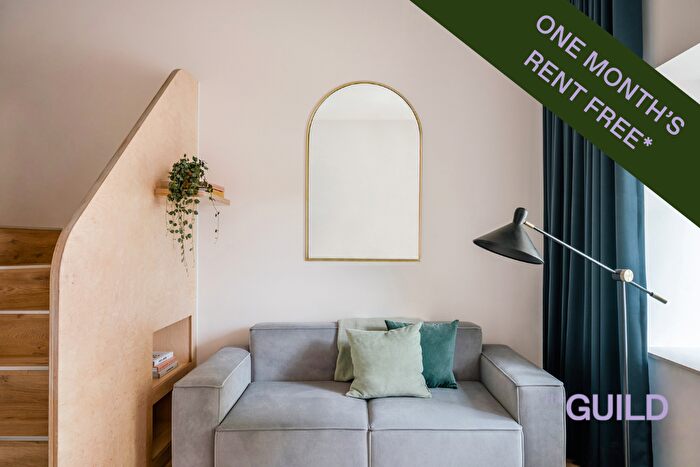 Flat To Rent In The Guild, Walnut Tree Close, Guildford, Surrey, GU1