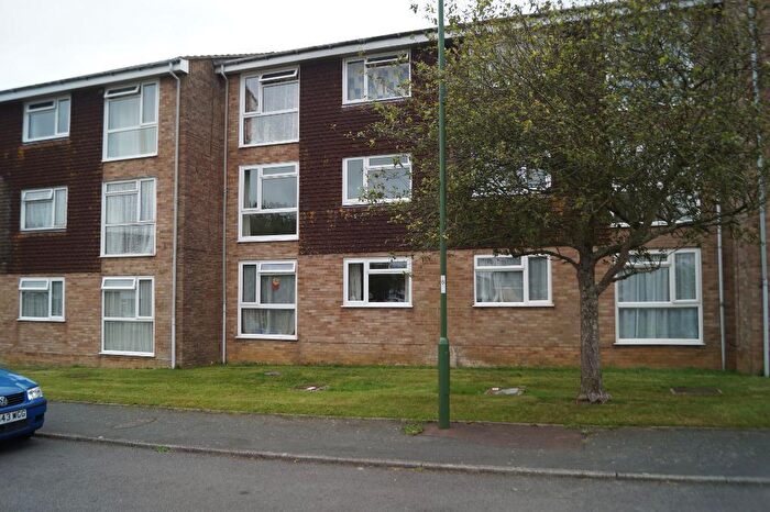 1 Bedroom Flat To Rent In Towers Road, Upper Beeding, West Sussex, BN44