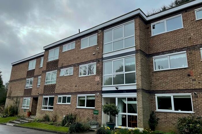 2 Bedroom Flat To Rent In Cedarwood, Four Oaks Road, Four Oaks, Sutton Coldfield, B74