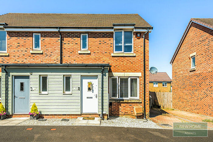 3 Bedroom Semi-Detached House For Sale In Leonides Avenue, Weston-super-mare, BS24