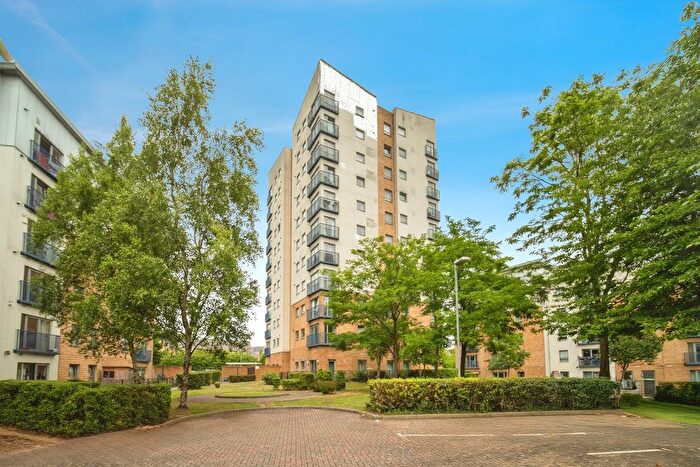 1 Bedroom Flat For Sale In Pemberley Place, Basingstoke, RG24