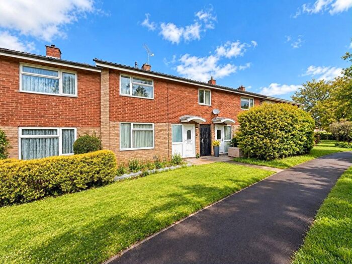 2 Bedroom Terraced House For Sale In Newton Road, Stevenage, SG2