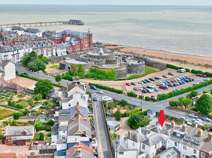4 Bedroom Apartment For Sale In Beachlands Court, The Strand, Walmer, Deal, CT14