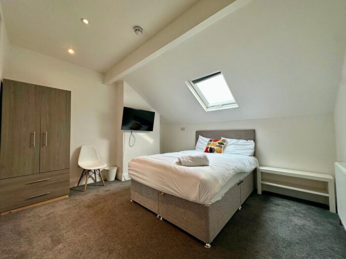 1 Bedroom Property To Rent In Coldcotes Avenue, Leeds, LS9