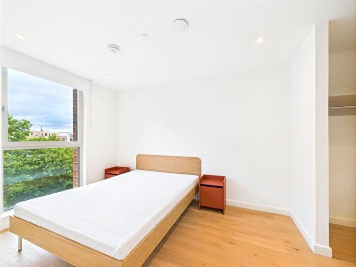 1 Bedroom Apartment To Rent In Fyfe Lane, Edinburgh, Midlothian, EH6