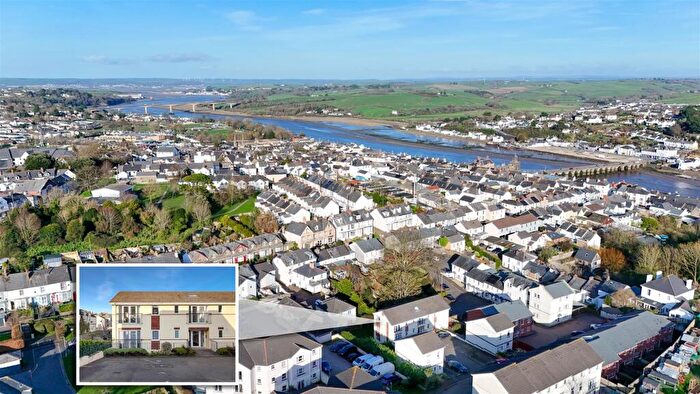 2 Bedroom Apartment For Sale In Union Close, Bideford, EX39