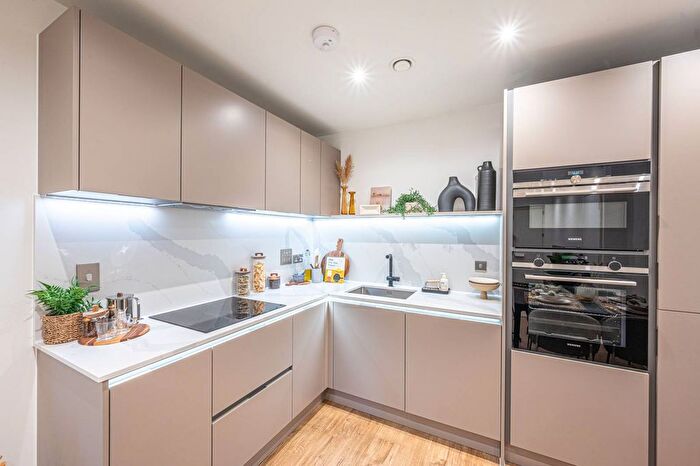 3 Bedroom Flat To Rent In Uncle Colindale, Colindale, London, NW9