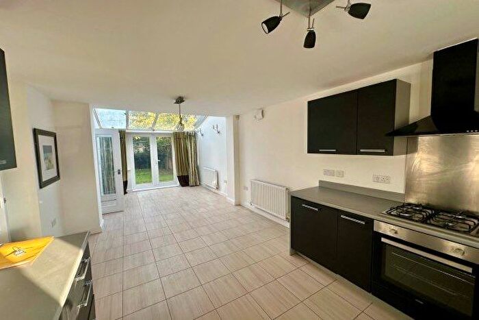 4 Bedroom Property To Rent In Hamilton, Leicester, LE5