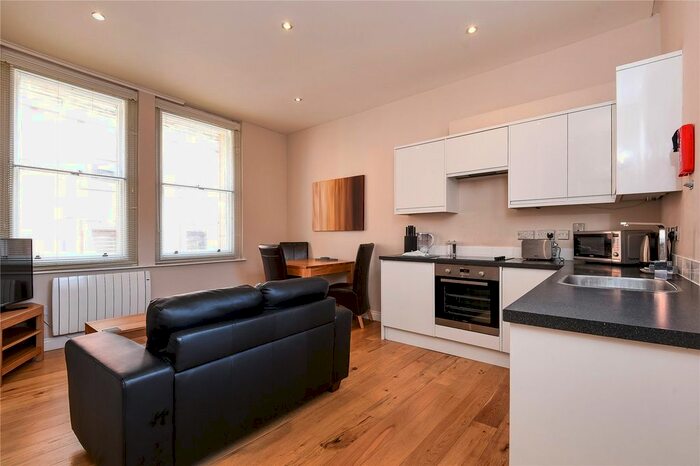 1 Bedroom Flat To Rent In Friar Street, Reading, Berkshire, RG1