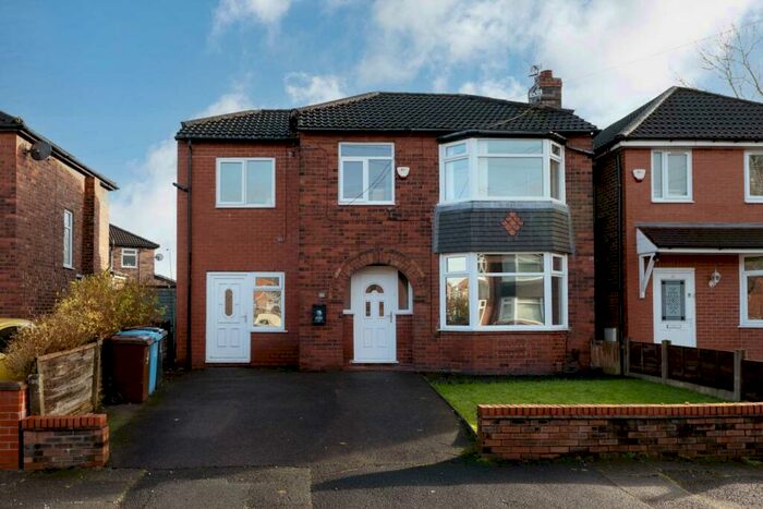 4 Bedroom Detached House To Rent In Anson Road, Swinton, M27
