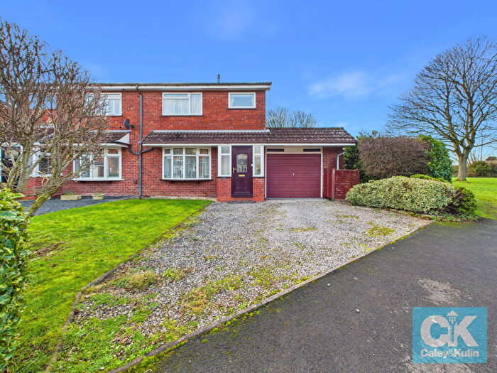 3 Bedroom Semi Detached House For Sale In Templars Way, Penkridge, Staffordshire, ST19