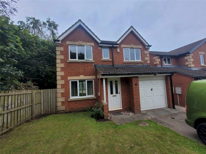 4 Bedroom Detached House To Rent In Sparkwell Close, Newbottle, Houghton Le Spring, DH4