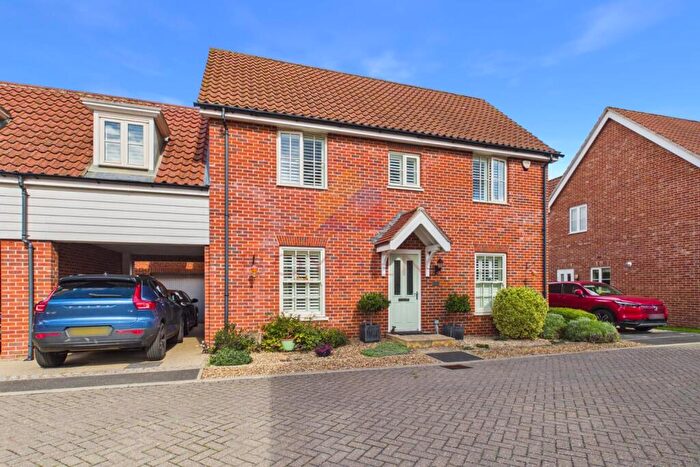 4 Bedroom Link Detached House For Sale In Glemsford, CO10