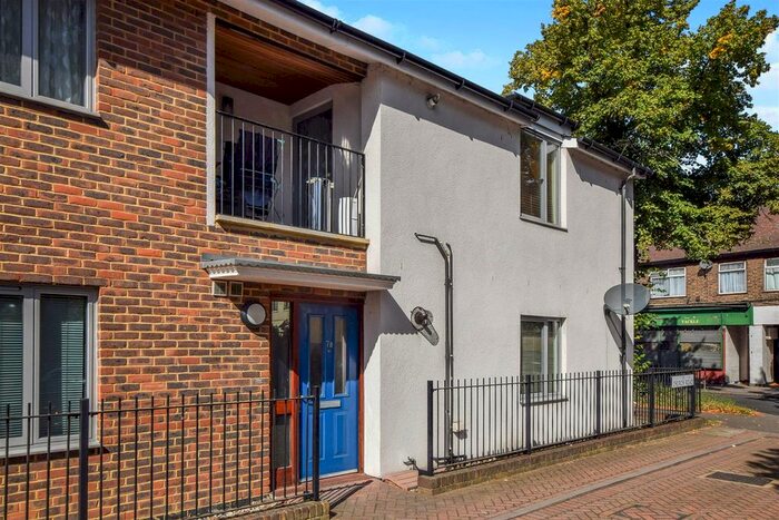 1 Bedroom Maisonette To Rent In Church Road, Mitcham, CR4