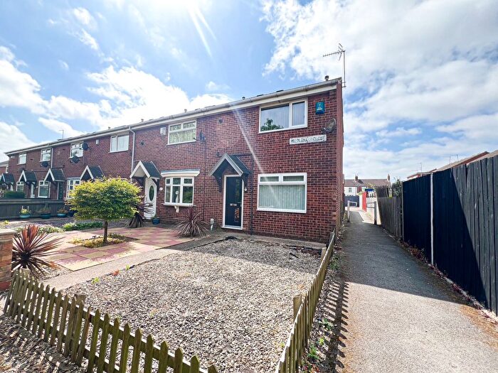 2 Bedroom Terraced House To Rent In Middleham Close, Hull, HU9