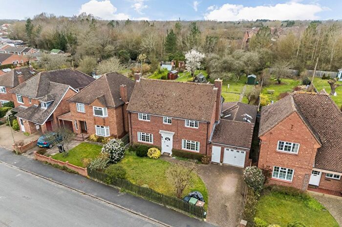 4 Bedroom Detached House For Sale In South Avenue, Abingdon, OX14