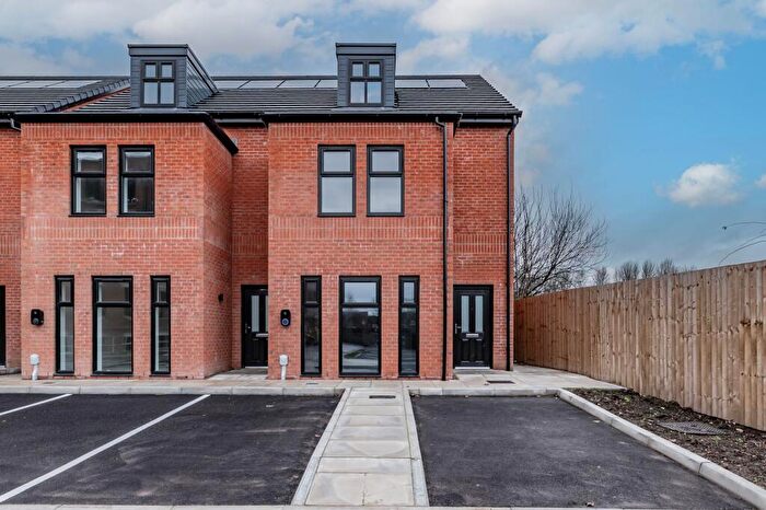 4 Bedroom Semi Detached House For Sale In Cotton Gardens, Bolton, BL1
