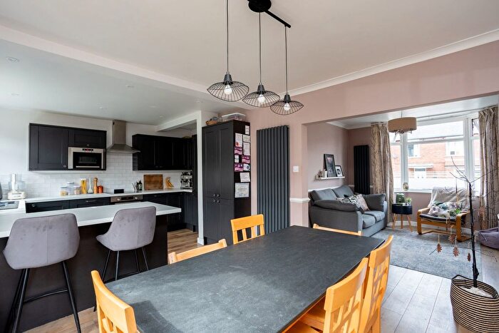 3 Bedroom Semi-Detached House For Sale In Carrington Avenue, York, YO26