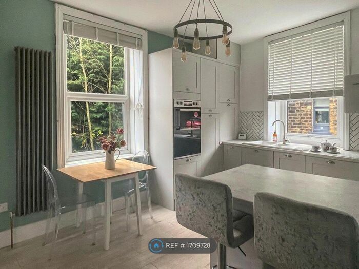 3 Bedroom Semi-Detached House To Rent In New Marsh, Sowerby Bridge, HX6