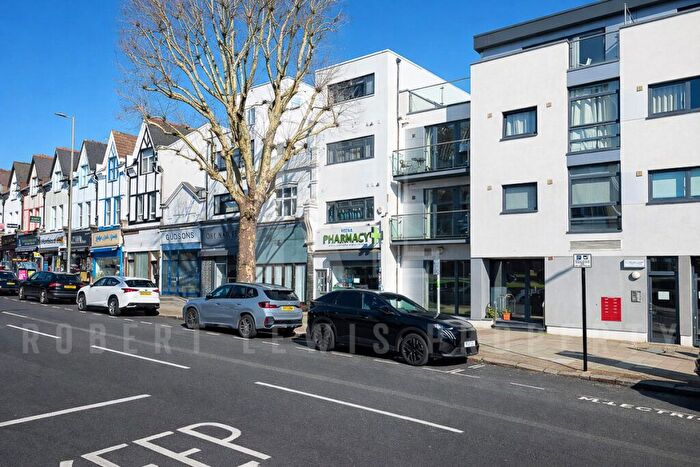 Studio To Rent In Regents Park Road, London, N3