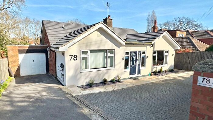 2 Bedroom Detached Bungalow For Sale In Blackbrook Park Avenue, Fareham, PO15