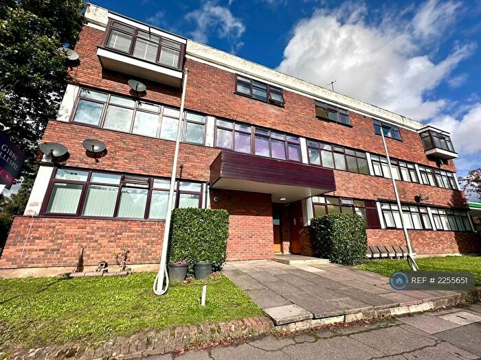 1 Bedroom Flat To Rent In Rotary House, Ruislip, HA4