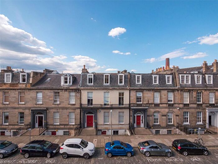 2 Bedroom Flat To Rent In Forth Street, Edinburgh, EH1