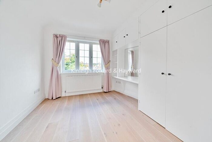 4 Bedroom House To Rent In Fitzwarren Gardens London, N19