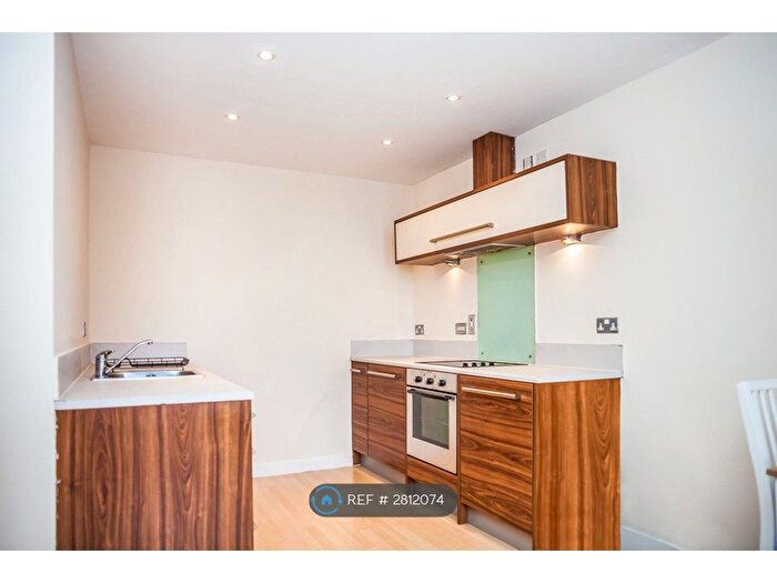1 Bedroom Flat To Rent In Sherborne Street, Birmingham, B16