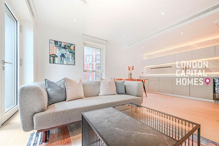 2 Bedroom Flat To Rent In Cascade Apartments, Cascade Way, London, W12