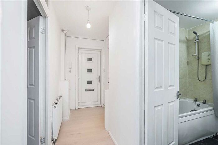 1 Bedroom Flat For Sale In Juniper Avenue, Greenhills, East Kilbride, G75