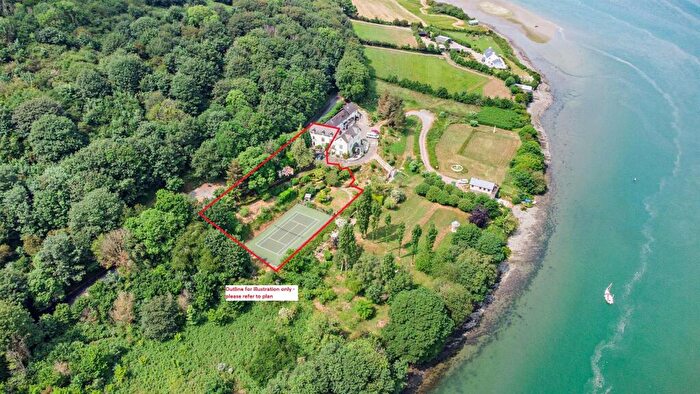 4 Bedroom Country House For Sale In St. Dogmaels, Cardigan, SA43