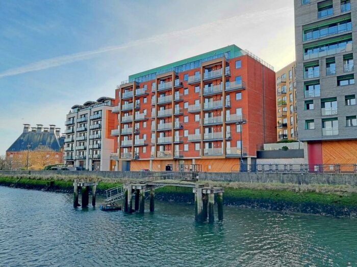 2 Bedroom Apartment To Rent In Zephyr Court, Stoke Quay, IP2