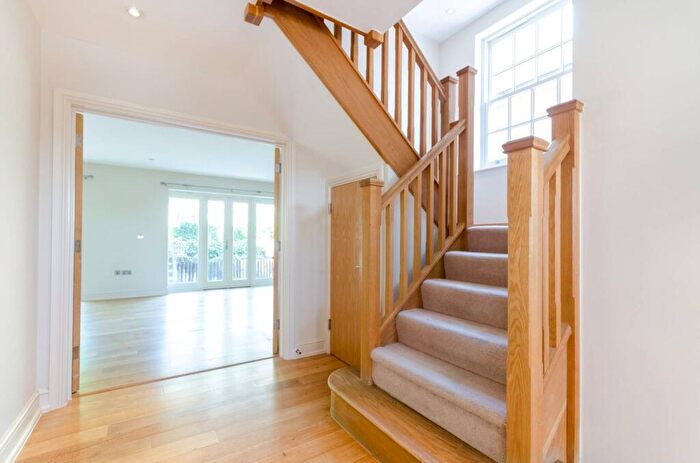 5 Bedroom House To Rent In Southwood Avenue, Coombe, Kingston Upon Thames, KT2