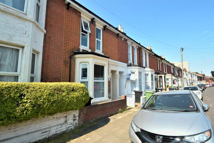 3 Bedroom Terraced House To Rent In Playfair Road, Southsea, PO5