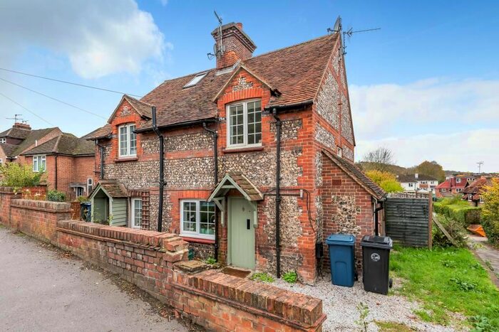 2 Bedroom Semi-Detached House To Rent In High Wycombe, Buckinghamshire, HP12