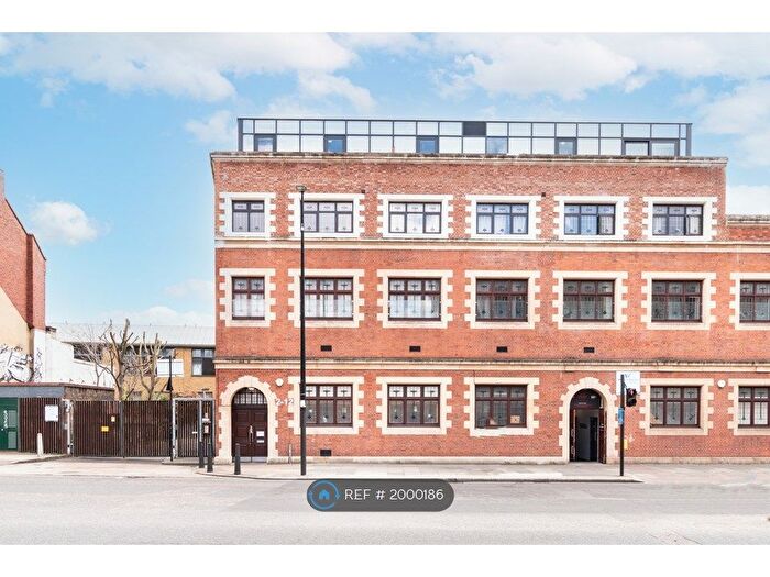 1 Bedroom Flat To Rent In Doros House, London, E1