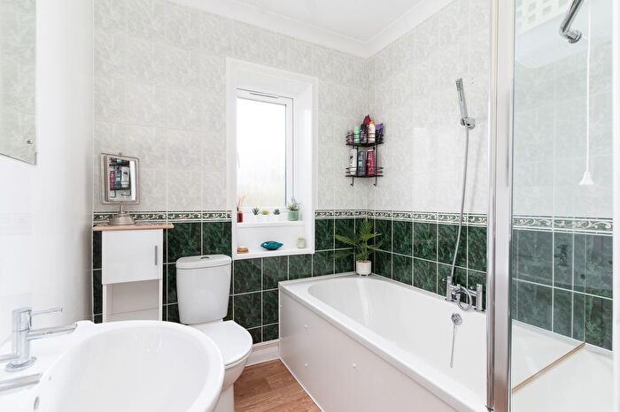 2 Bedroom Detached Bungalow For Sale In Polmennor Drive, St. Ives, TR26