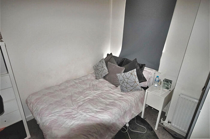2 Bedroom Apartment To Rent In Gresham Street, Coventry, CV2