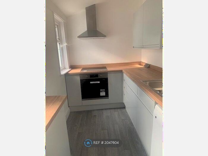 1 Bedroom Property To Rent In County Road, Ormskirk, L39