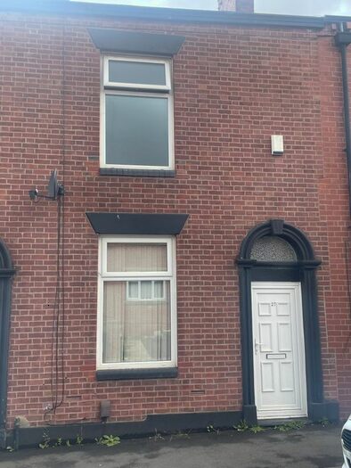 2 Bedroom Terraced House To Rent In Acre Lane, Oldham, OL1