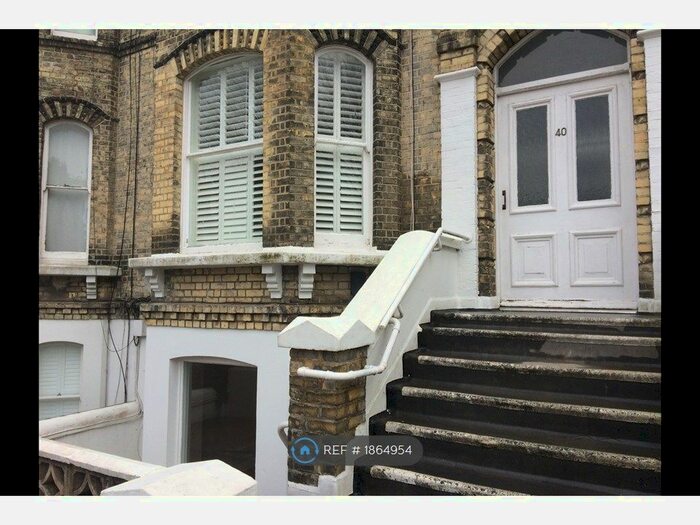 2 Bedroom Flat To Rent In Norton Rd, Hove, BN3