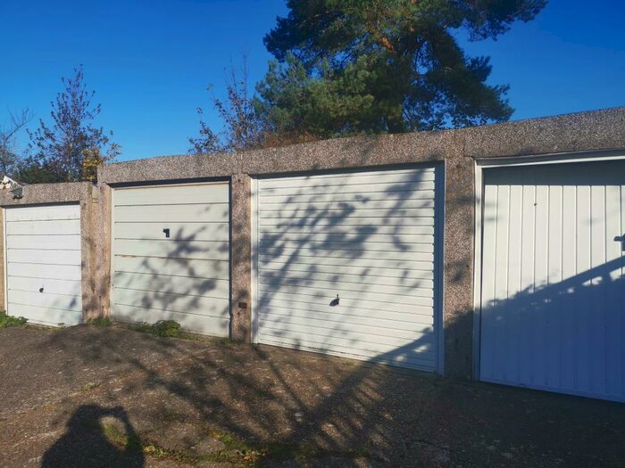 1 Bedroom Garage / Parking To Rent In East Hoathly, BN8