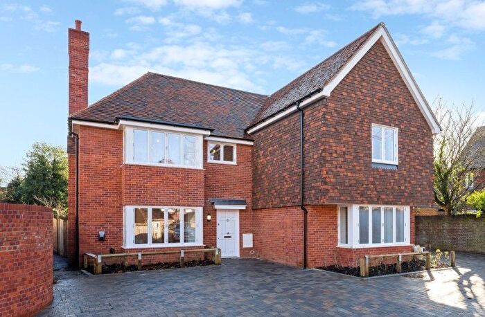 3 Bedroom Semi-Detached House For Sale In High Street, Wye, Ashford, Kent, TN25