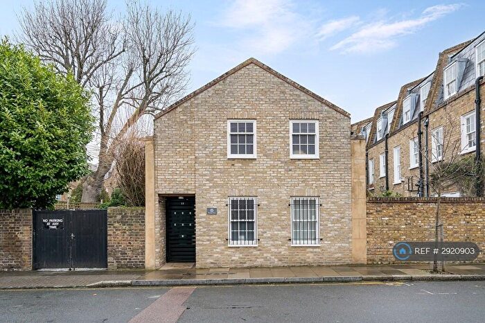 4 Bedroom Terraced House To Rent In Montague Mews, London, E3