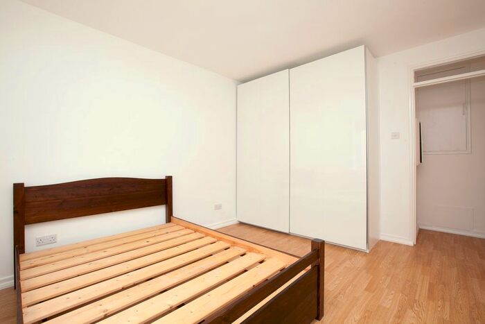 2 Bedroom Flat To Rent In Dynevor Road, London, N16
