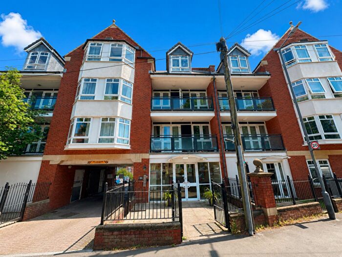 2 Bedroom House To Rent In Station Road, Shirehampton, BS11