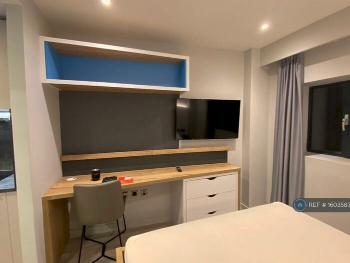 1 Bedroom Flat To Rent In Beaumont Fee, Lincoln, LN1