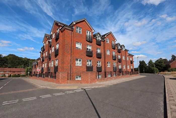 2 Bedroom Apartment For Sale In Ranmore Path, Orpington, BR5