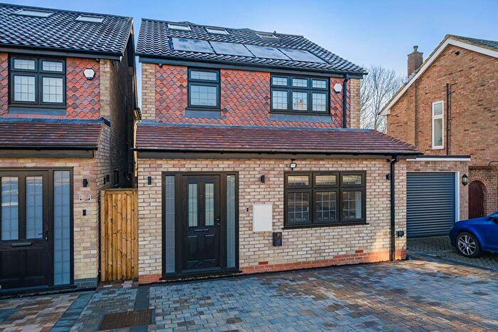 5 Bedroom Detached House For Sale In Viewfield Road, Bexley, DA5